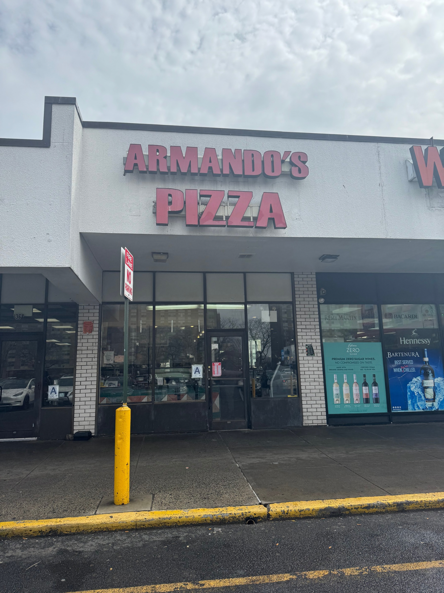 Armando’s Pizza